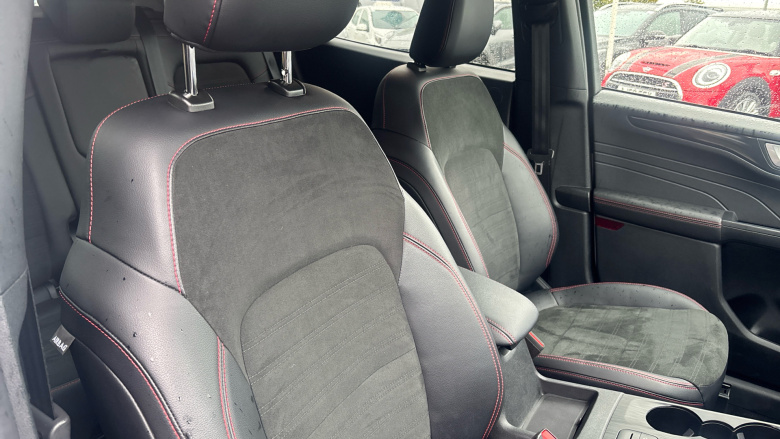 Ford Kuga 2.5 PHEV ST-Line Edition 5dr CVT Estate